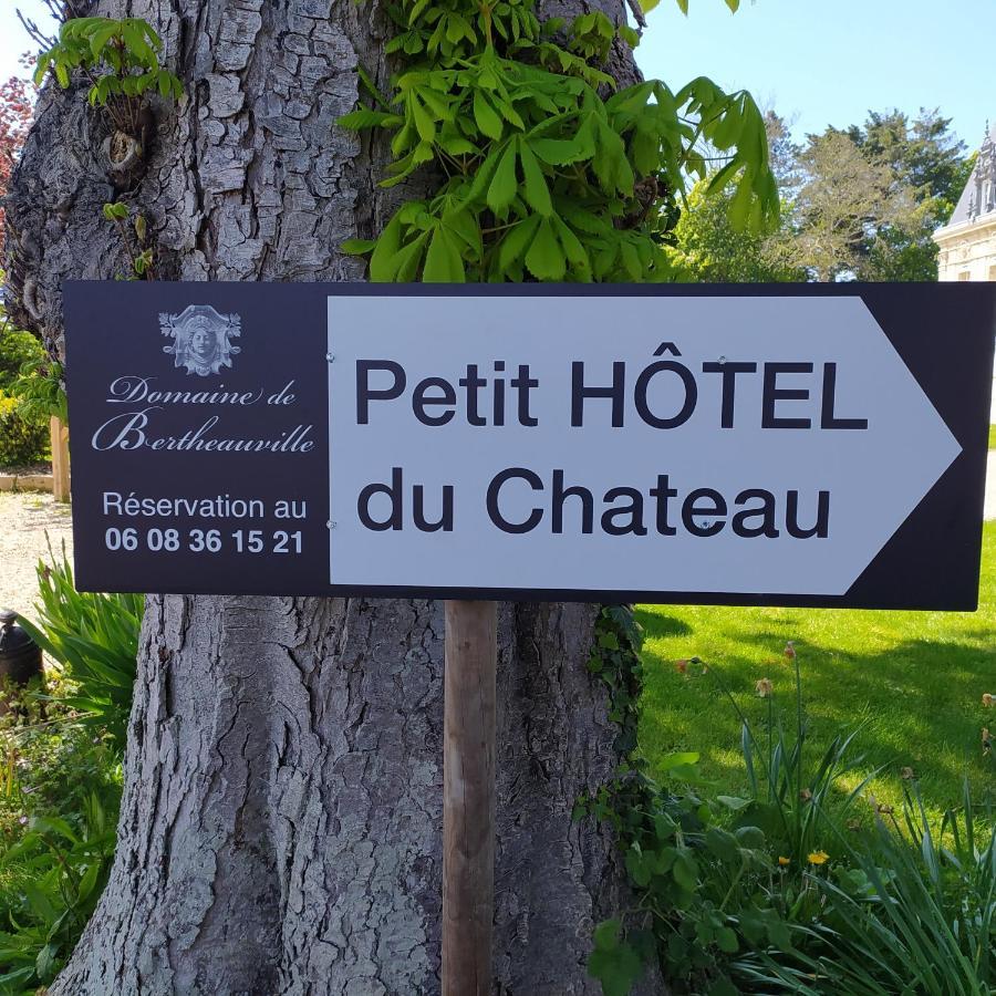 Domaine De Bertheauville Paluel Exterior foto